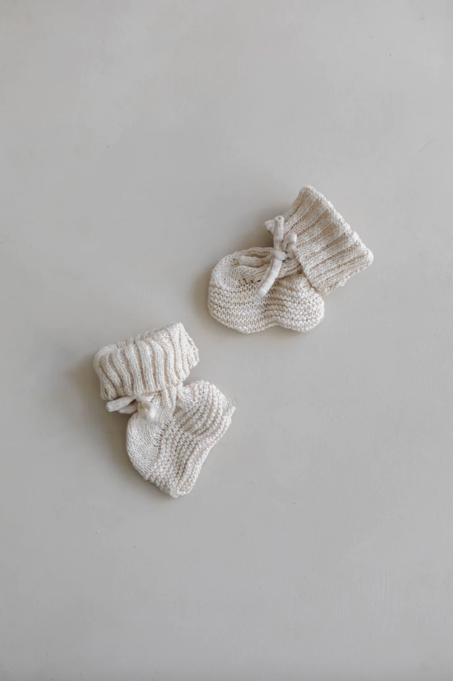 Belle & Sun - Knitted Booties - Shell