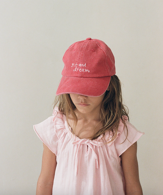 Illoura The Label - Sit and Dream Cap - Red
